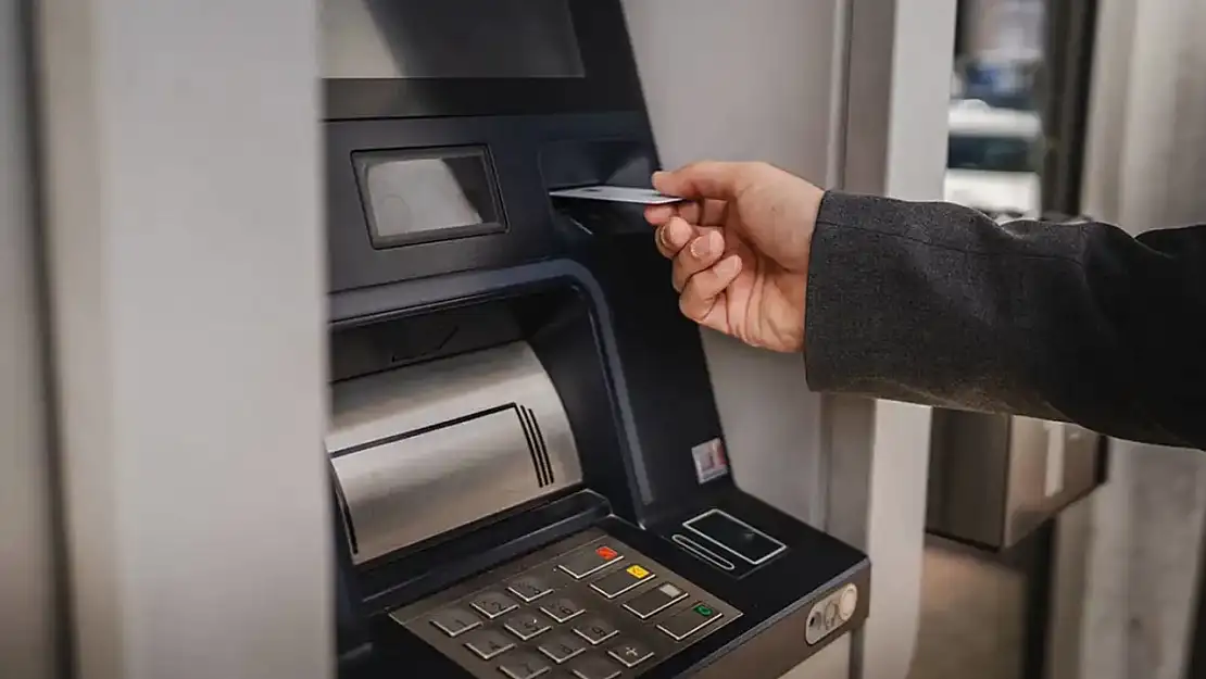 ATM'den Artık O Kadar Para Yatırmak Mümkün Değil!