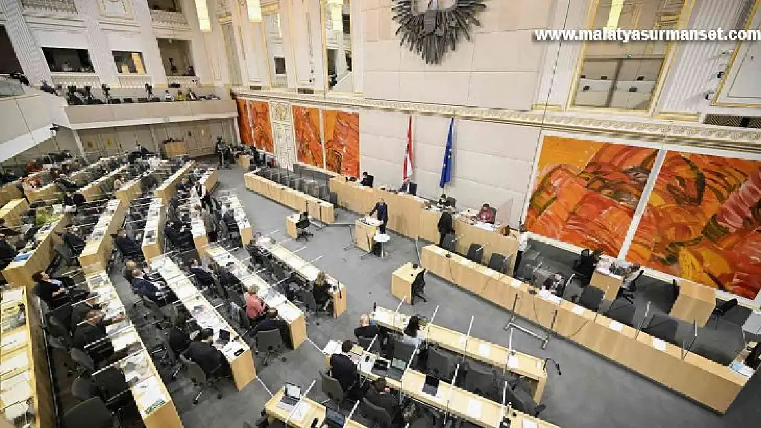Avusturya Parlamentosu'ndan zorunlu Covid-19 aşısına onay