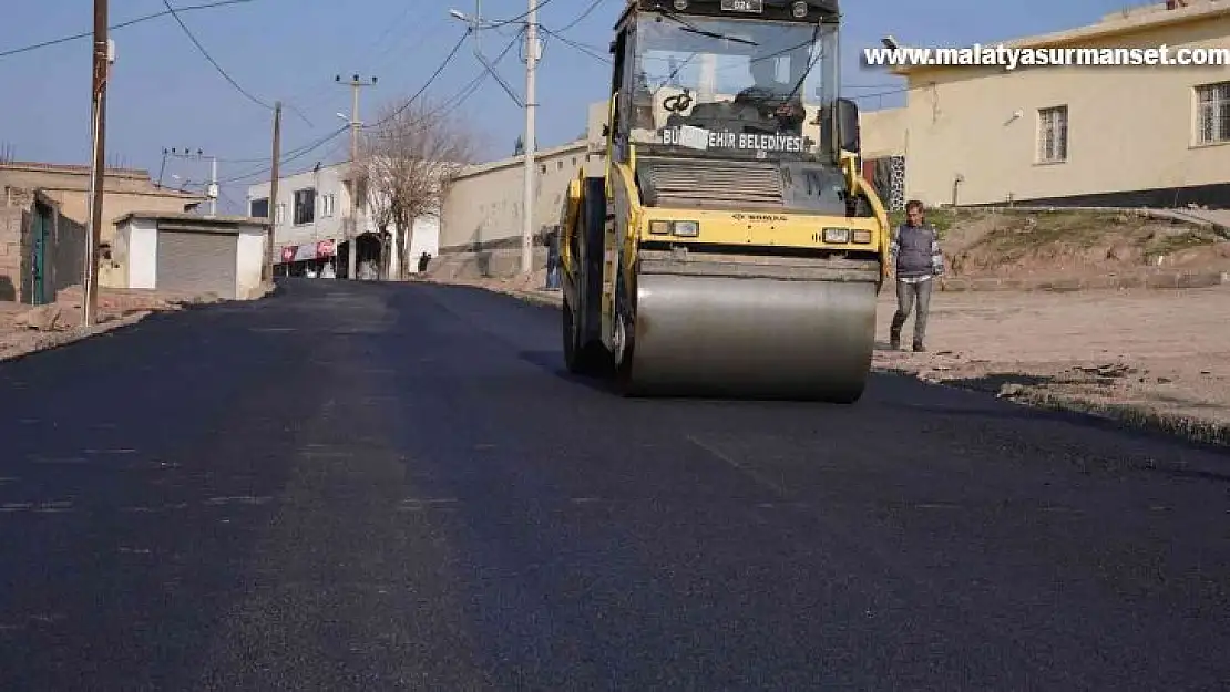 Bağıvar mahallesine 2 bin 400 metre sıcak asfalt