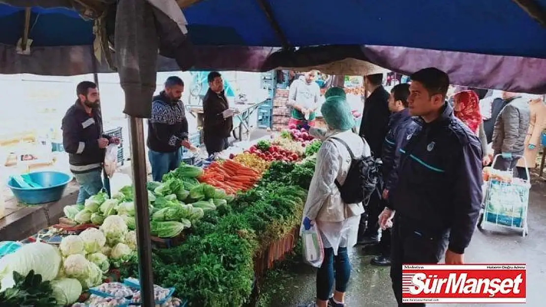 Bağlar Belediyesi fırınları denetleyip açıkta satılan ekmekleri topladı