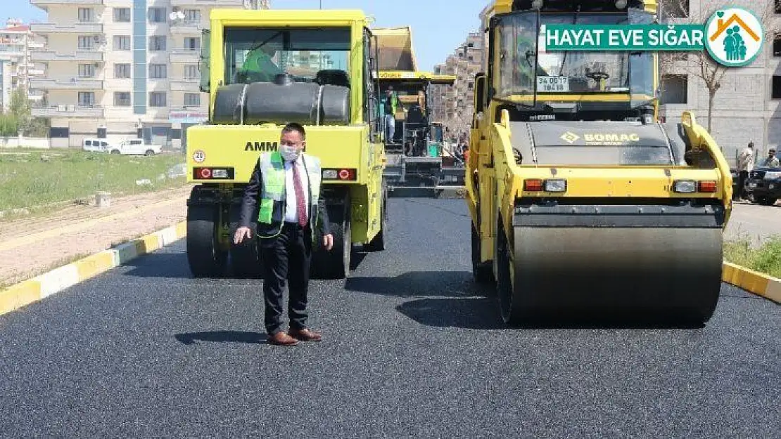 Bağlar Belediyesi korona virüs tedbirlerini alarak asfalt çalışmalarına başladı