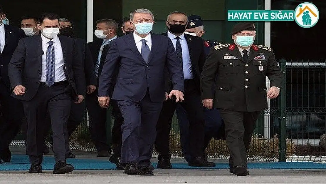 Bakan Akar ve Bakan Çavuşoğlu'ndan Libya'ya ziyaret