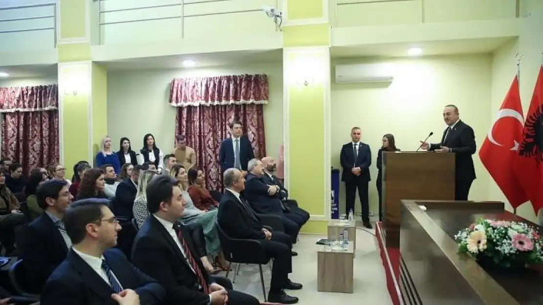Bakan Çavuşoğlu, Arnavutluk'ta