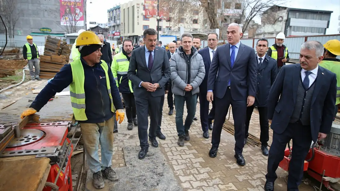 Bakan Ersoy, Malatya'da incelemelerde bulundu