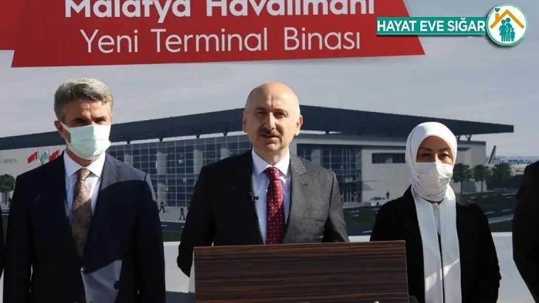 Bakan Karaismailoğlu: '2003 yılında iç ve dış hatlar toplamında 34 milyon olan yolcu trafiğimiz 2019 yılında 209 milyonu aştı'