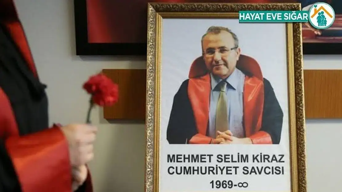 Bakan Kasapoğlu, Şehit Cumhuriyet Savcısı Mehmet Selim Kiraz'ı andı