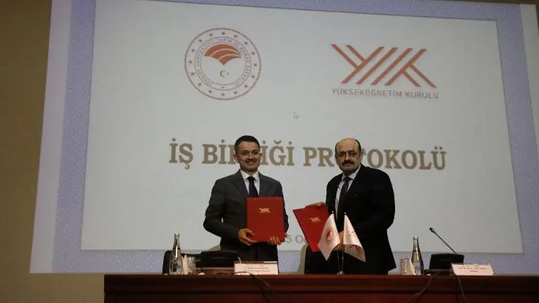Bakan Pakdemirli'den burs müjdesi