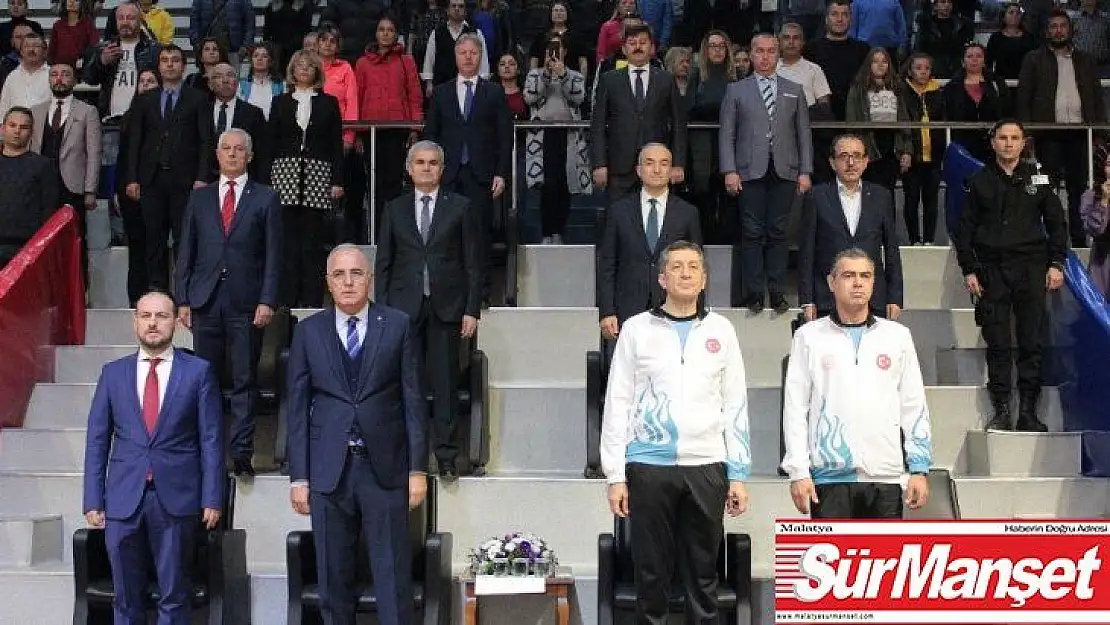 Bakan Selçuk 'Türkiye Öğretmenler Kupası Ödül Töreni'ne katıldı