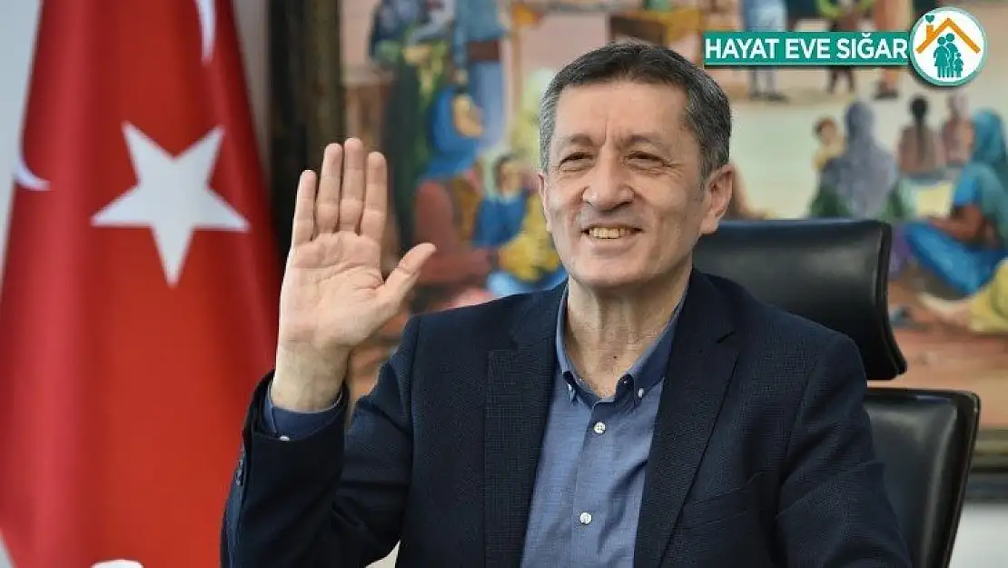 Bakan Selçuk, emekli öğretmenler ile çevrim içi buluştu