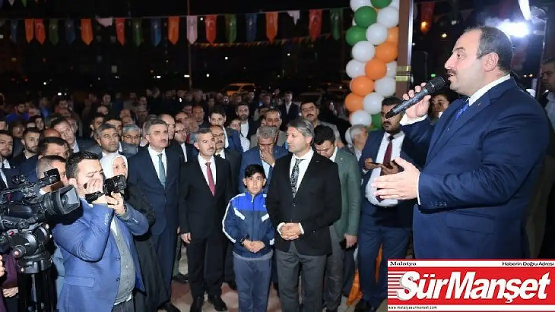 Bakan Varank, Deprem Eğitim Simülasyon Merkezi-Bilim Atölyesi'nin açılışını yaptı