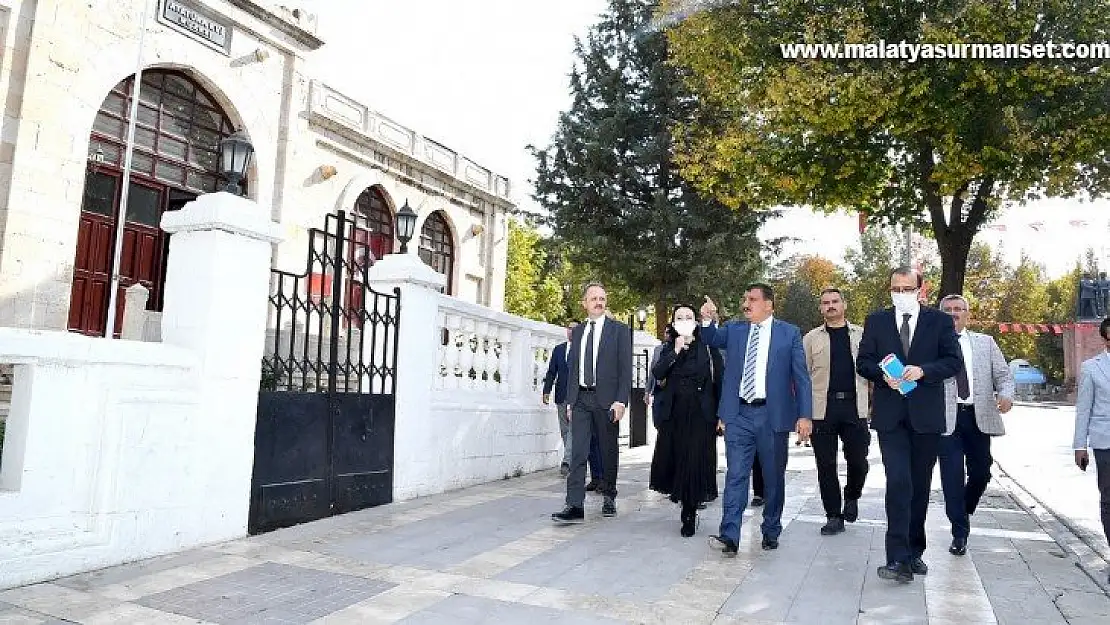 Bakanlık yetkilileri Malatya'da incelemelerde bulundular