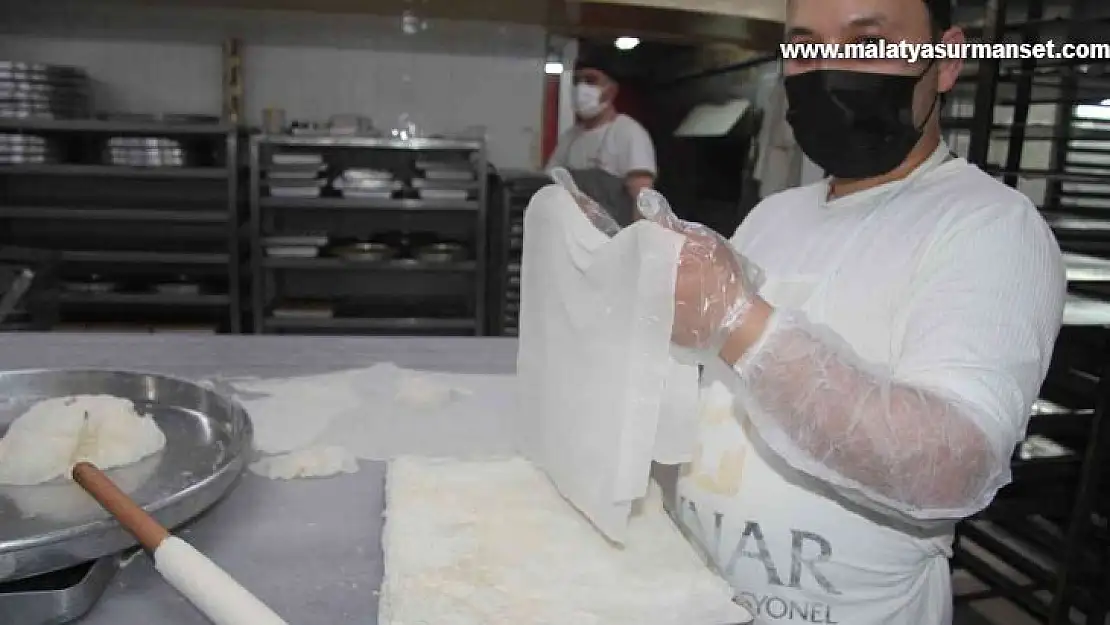Baklavacıların Ramazan mesaisi sürüyor