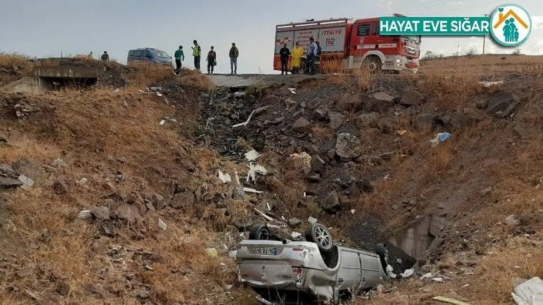 Balıkesir'de feci kaza: 2 ölü, 3 yaralı