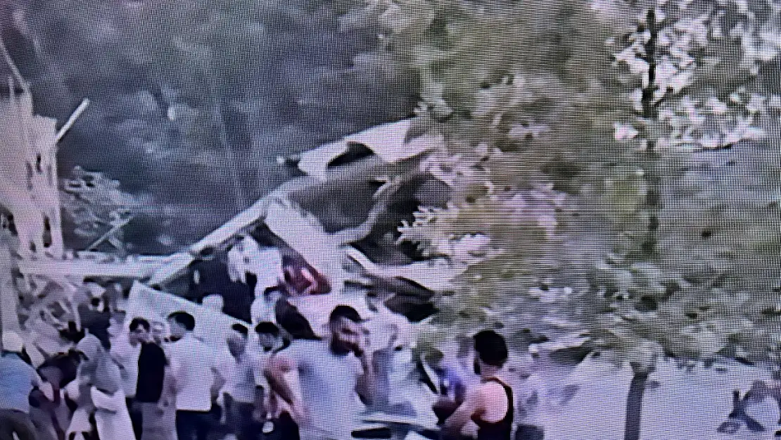 Balıkesir Sındırgı'da 6,1'lik Korkutan Deprem