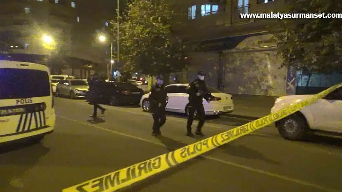 Barış için toplandılar, silahla çatıştılar: 1'i ağır, 4 yaralı