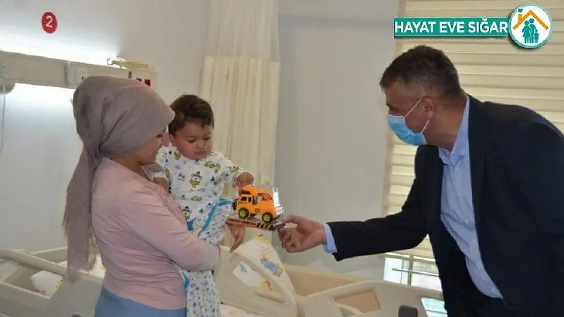 Başhekim Aktürk'dan hem ziyaret hem de Covid-19 uyarısı