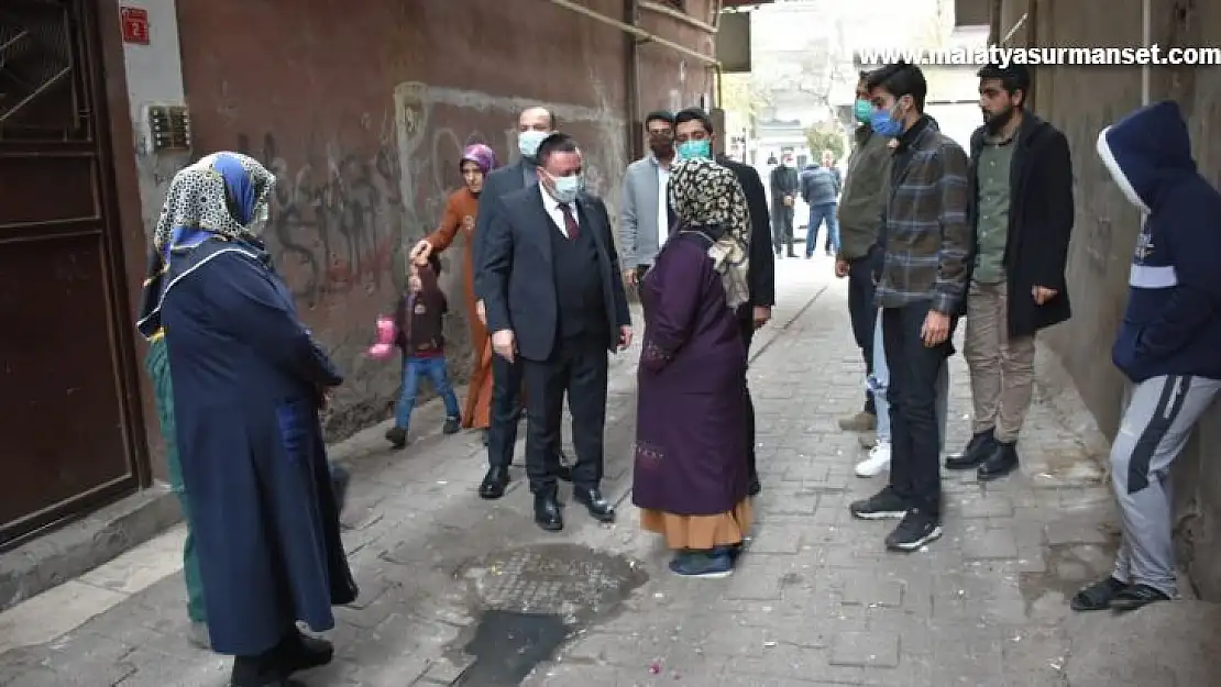 Başkan Beyoğlu, mahallede vatandaşı dinledi