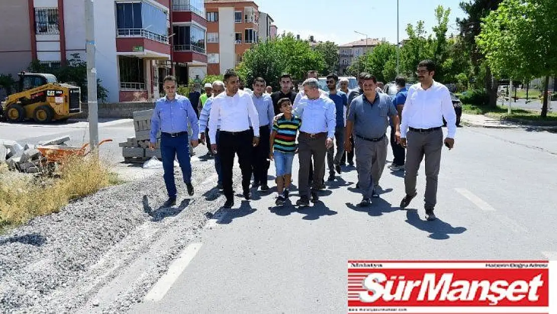 Başkan Çınar, kaldırım yenileme çalışmalarını inceledi
