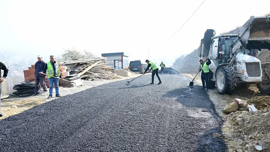 Başkan Çınar, Mollakasım Mahallesindeki Yol Yenileme Çalışmalarını İnceledi