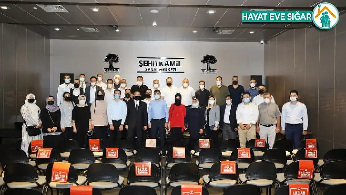Başkan Fadıloğlu, Ak Parti teşkilatına ilçedeki projeleri anlattı