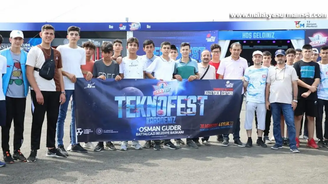 Başkan Güder gençlerin TEKNOFEST gezisi talebini geri çevirmedi