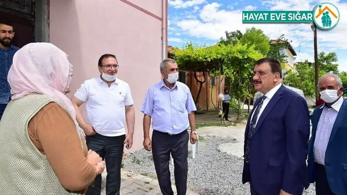 Başkan Gürkan, Akçadağ'da yatırımları yerinde inceledi