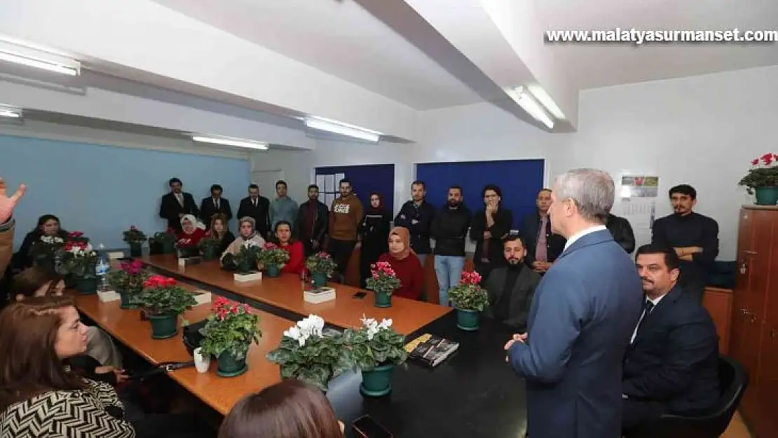 Başkan Mehmet Tahmazoğlu öğretmenleri ziyaret etti