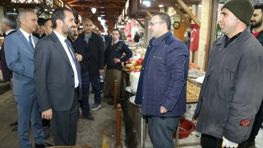 Başkan Şerifoğulları' Elazığımız gelişecek, eski yapı stokları tamamen ortadan kaldırılacak'