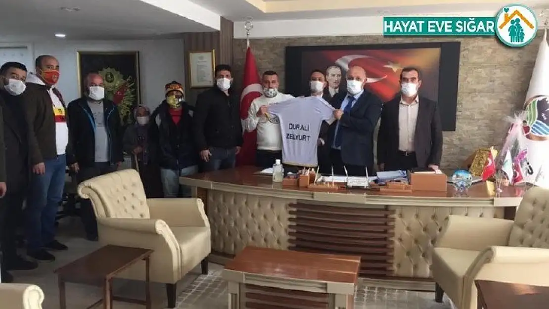 Başkan Zelyurt'a taraftarlardan ziyaret
