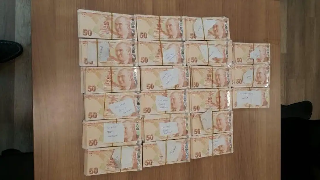 Başkent'e yüklü miktarda sahte para getiren kişiler sahte banknotlarla birlikte yakalandı