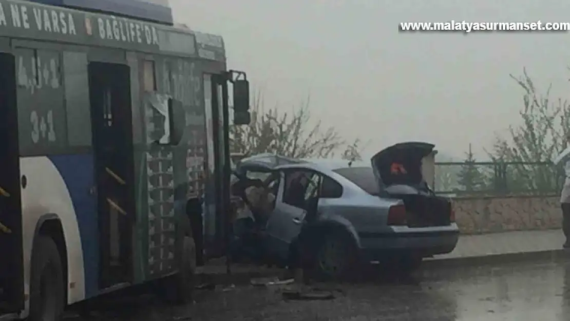 Başkent'te halk otobüsü ile otomobil çarpıştı: 1 ölü