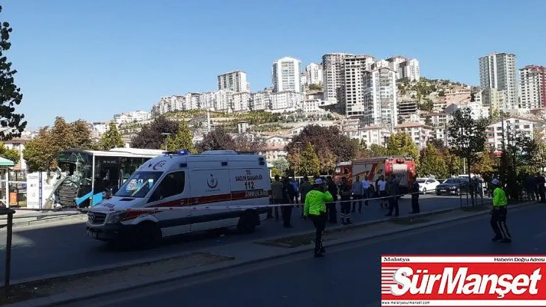 Başkent'te halk otobüsü yolcu dolu durağa girdi: 3 ölü