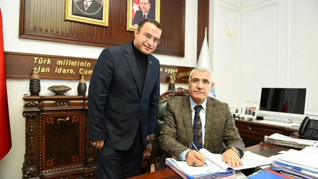 Battalgazi Belediyesi işçilerine toplu sözleşme imzalandı