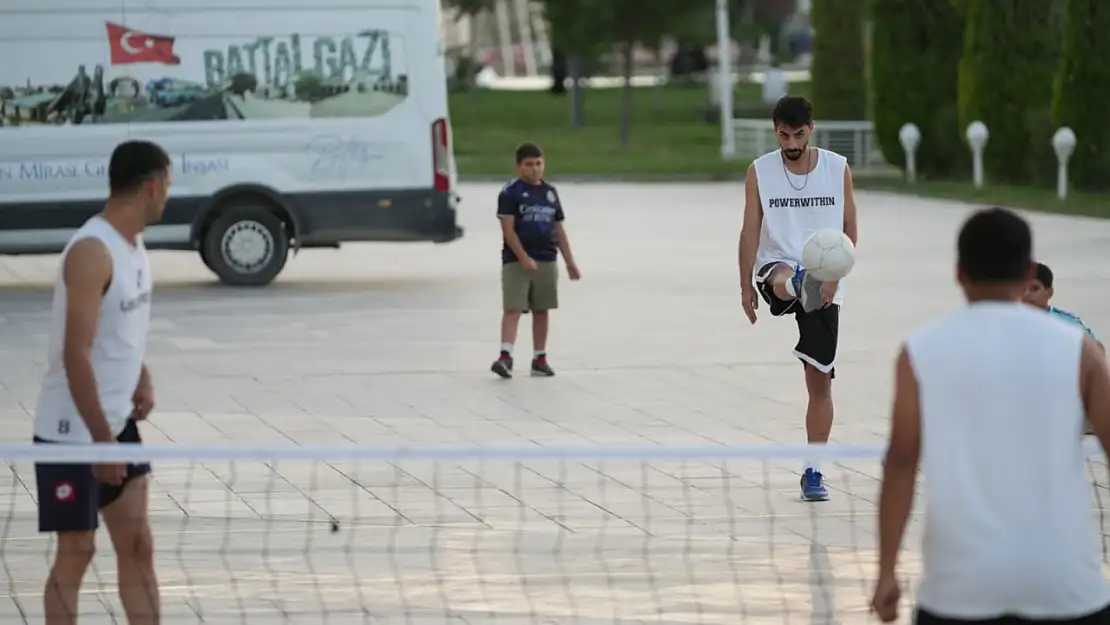 Battalgazi'de Ayak Tenisi Turnuvası Tamamlandı