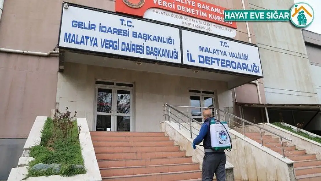 Battalgazi'de köşe bucak dezenfekte ediliyor