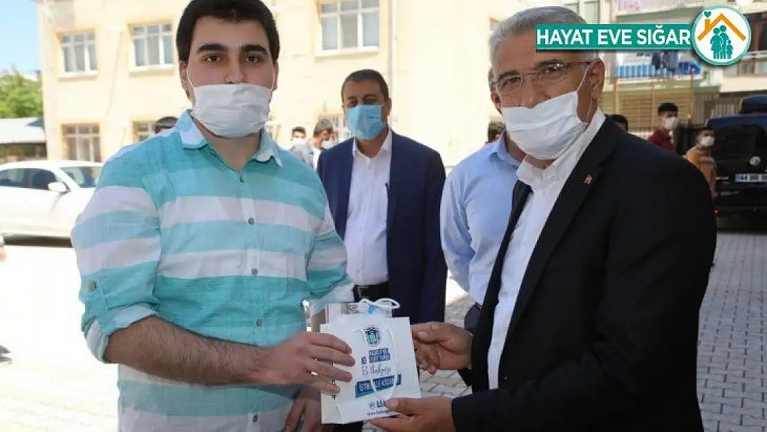 Battalgazi'de öğrencilere sınav jesti