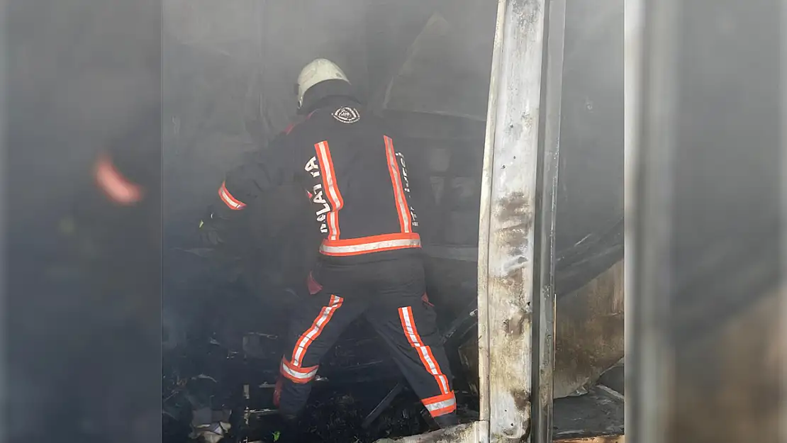 Battalgazi'de TOKİ Şantiyesi Alevlere Teslim Oldu