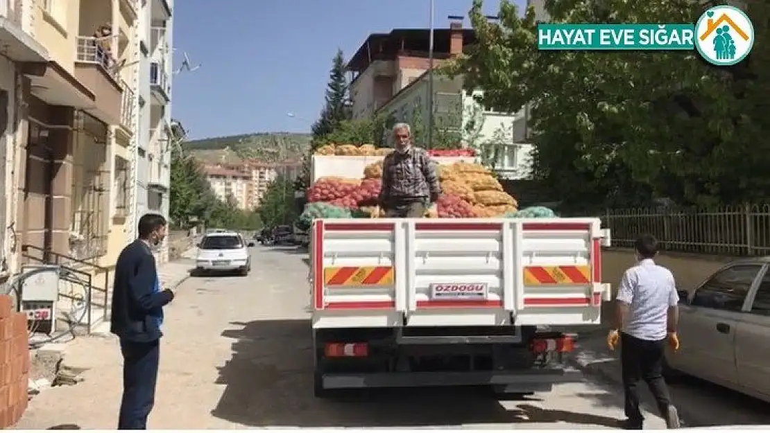 Battalgazi'de ücretsiz soğan ve patates dağıtımı yapılıyor