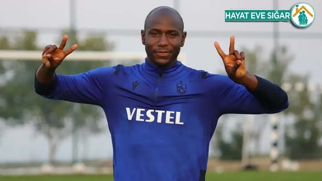 Benik Afobe hem Trabzonspor'u hem de Stoke City'i hayal kırıklığına uğrattı