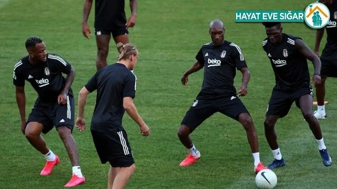 Beşiktaş'ın 11'i belli oldu