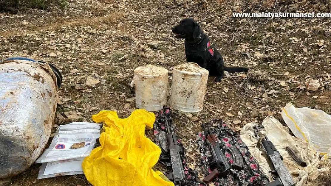 3 kalaşnikof ve patlayıcı madde ele geçirildi