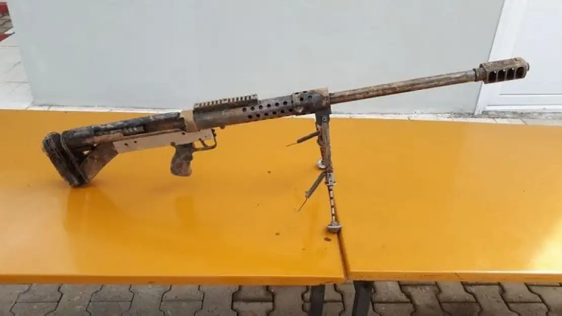 Bitlis'te terör örgütüne ait çok sayıda silah ve mühimmat ele geçirildi