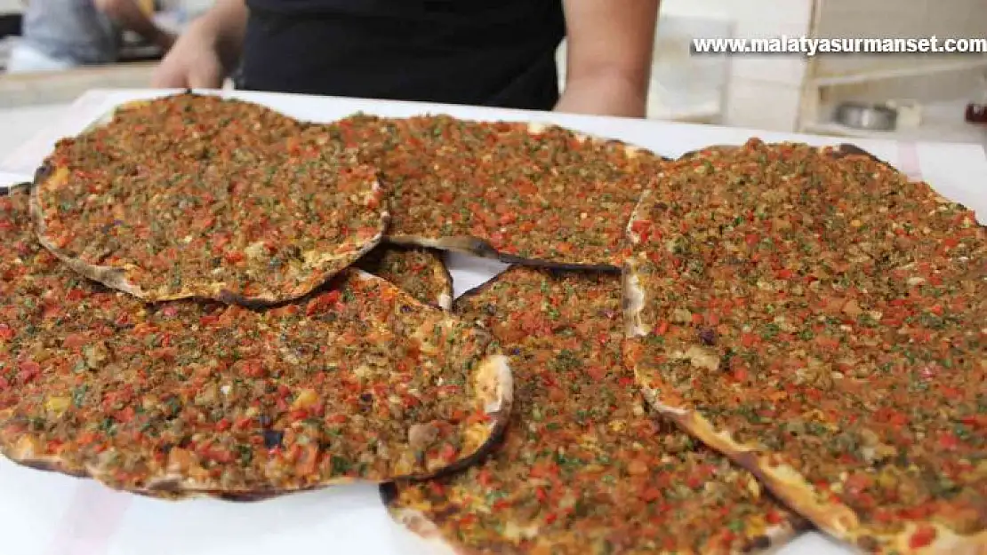 Bodrumdaki bir lahmacunun fiyatına Gaziantep'te 20 lahmacun yeniyor