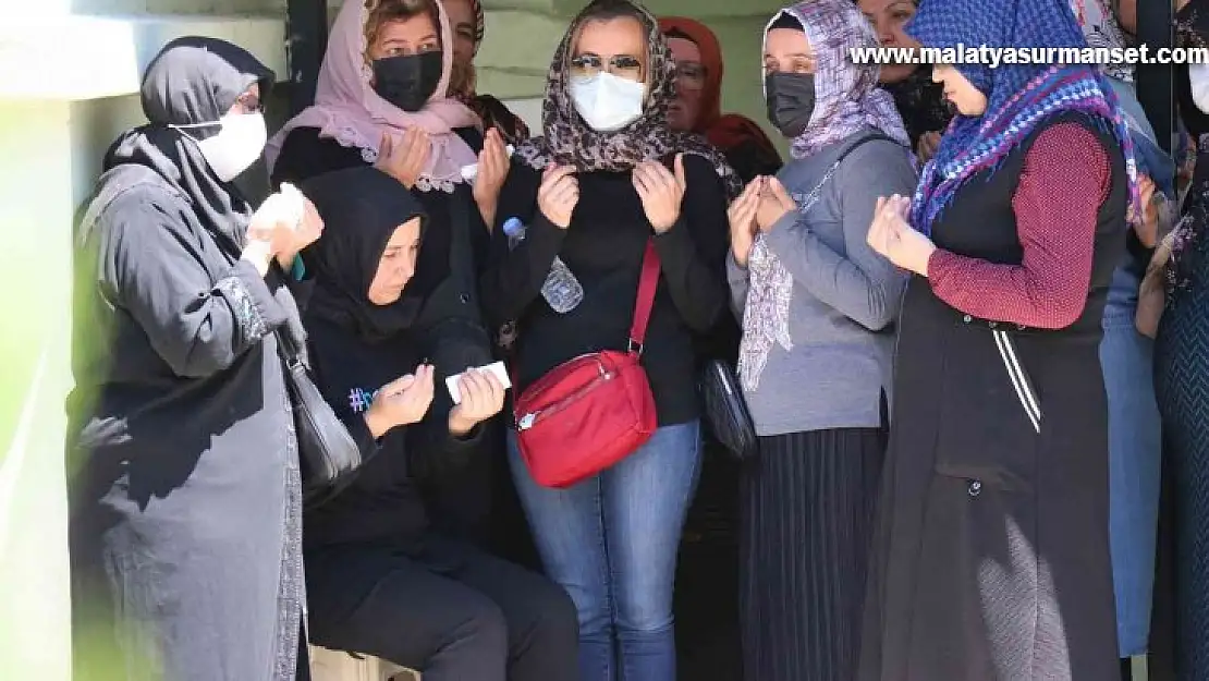 Bolu'da içme suyundan zehirlenen vatandaş son yolcuğuna uğurlandı