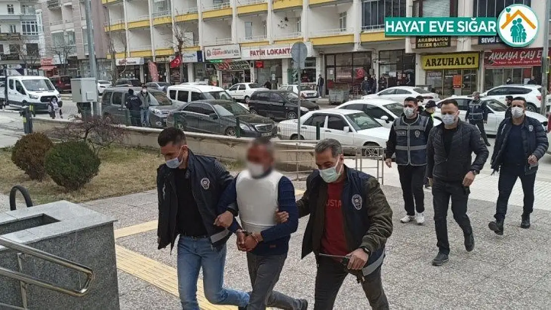 Boş arazide ölü bulunan şahsın cinayete kurban gittiği ortaya çıktı