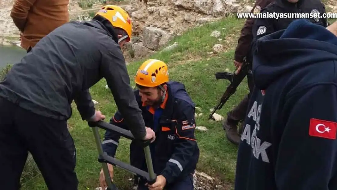 Boş su kuyusuna düşen genç AFAD ekipleri tarafından kurtarıldı