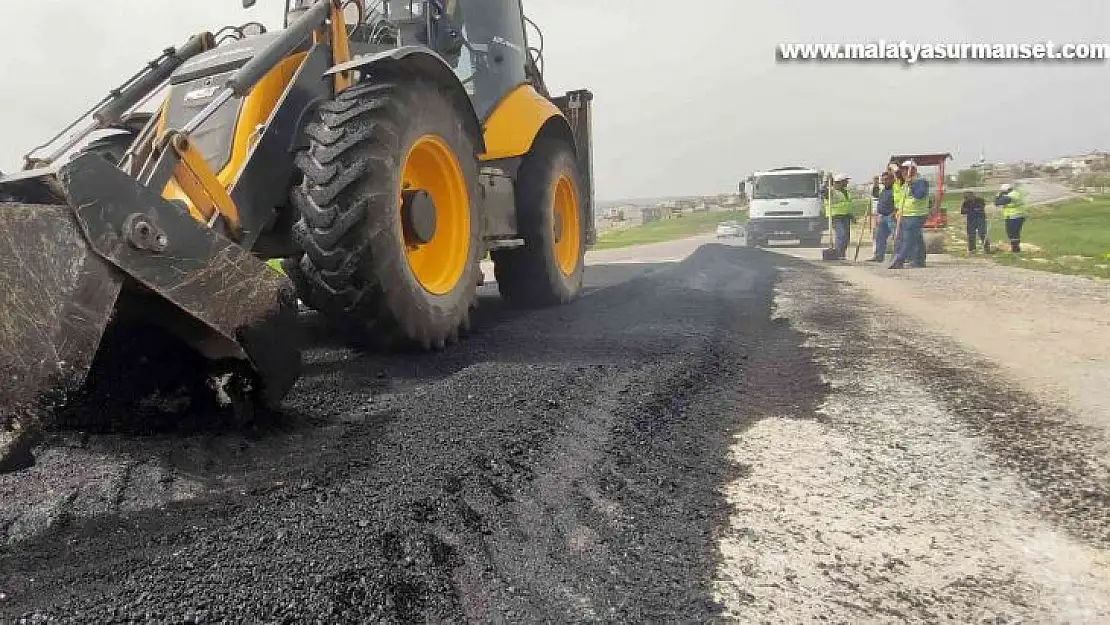 Bozuk yollarda bakım onarım çalışmaları başladı