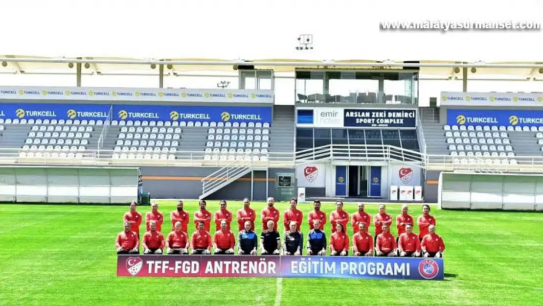 Bülent Güllü, UEFA A Lisans Kursu'na katıldı