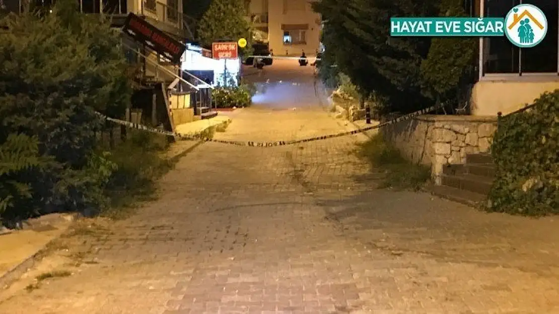 Büyükçekmece'de iki grup arasında silahlı çatışma: 1 ölü, 3 yaralı