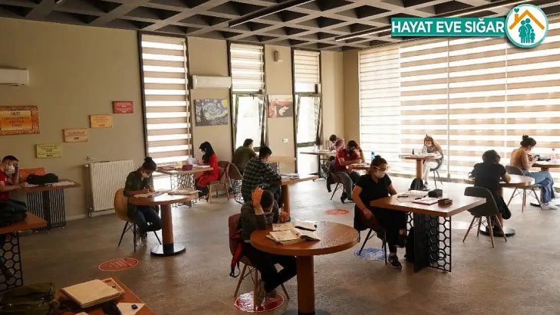 Büyükşehir Belediyesi kütüphaneleri yeniden faaliyete başladı